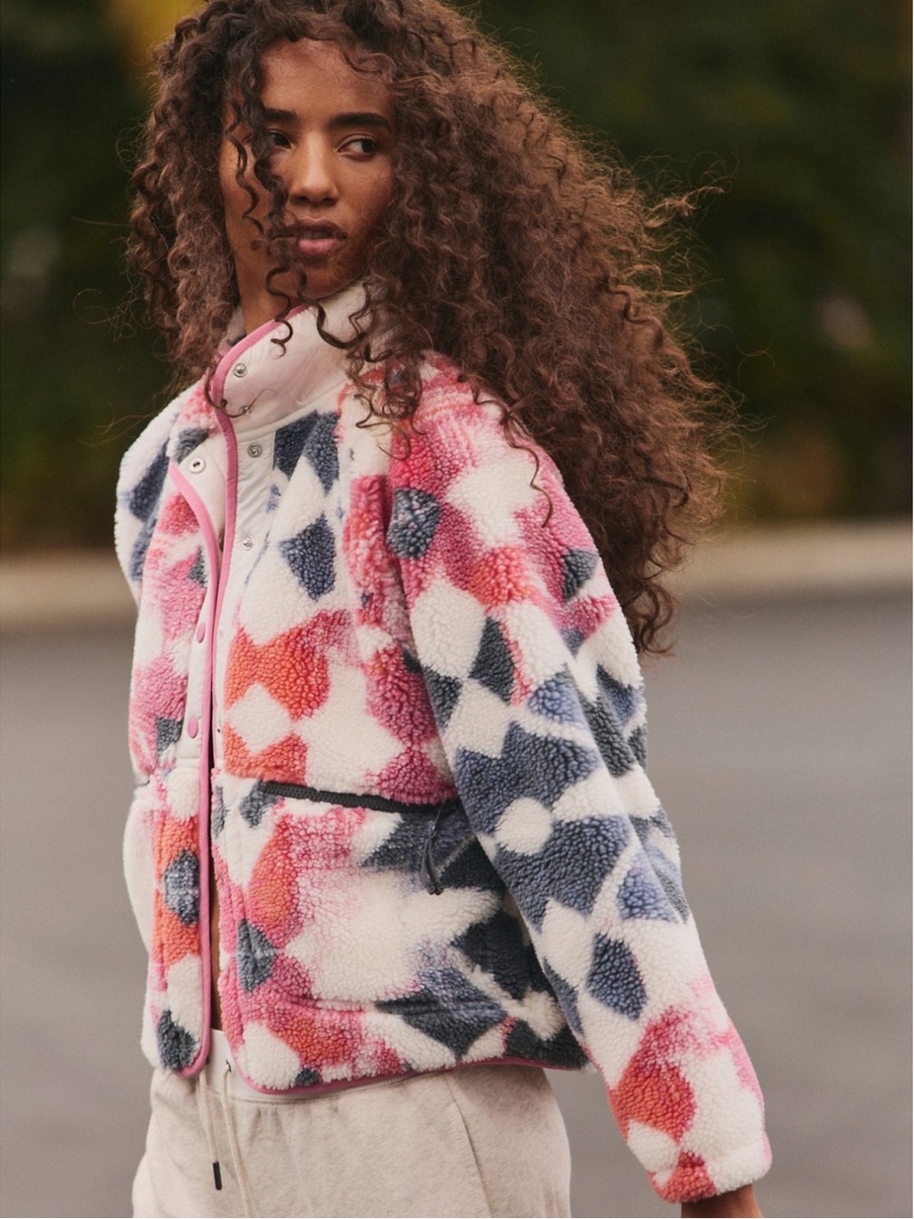 NWT Free People Women’s FP Movement Hit The Slopes Printed Fleece Jacket.